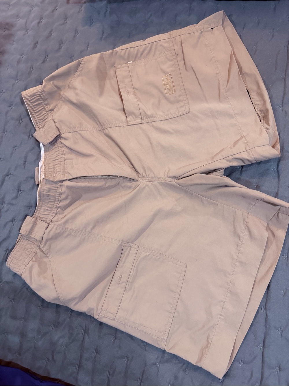 AFTCO Tan Men's Cargo Shorts with Utility Pockets